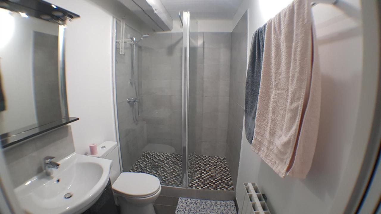 Appartement Avec Jardin Hyper Entre Valenciennes Luaran gambar