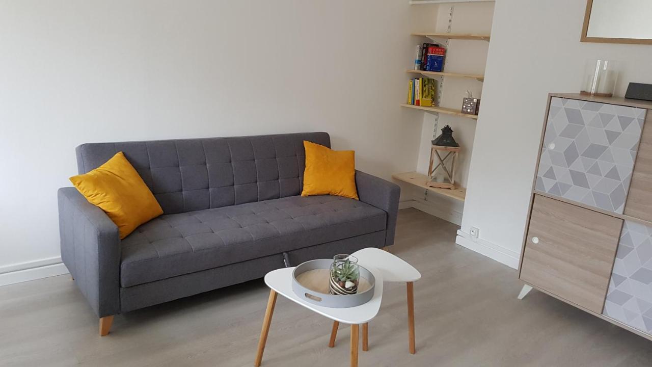 Appartement Avec Jardin Hyper Entre Valenciennes Luaran gambar